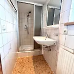 Bed & Breakfast Haus Wallis By Stayfritz - Ski-in Ski-out 'garni' Am Arlberg