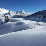 Haus Wallis By Stayfritz - Ski-in Ski-out 'garni' Am Arlberg 3*