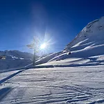 Haus Wallis By Stayfritz - Ski-in Ski-out 'garni' Am Arlberg 3*