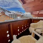 Haus Wallis By Stayfritz - Ski-in Ski-out 'garni' Am Arlberg Bed & Breakfast
