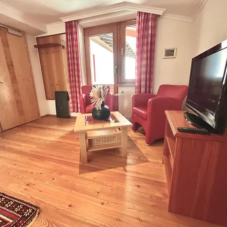 Bed & Breakfast Haus Wallis By Stayfritz - Ski-in Ski-out 'garni' Am Arlberg 3*