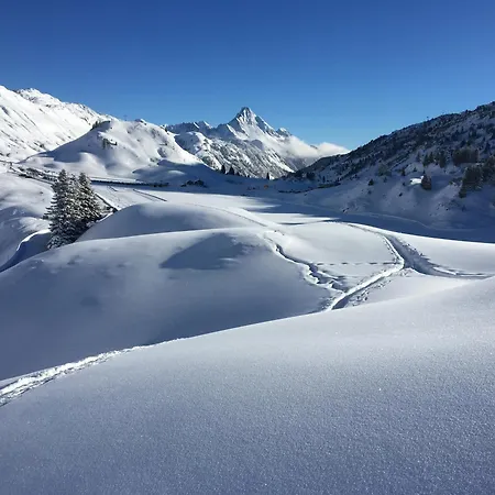 Haus Wallis By Stayfritz - Ski-in Ski-out 'garni' Am Arlberg 3*