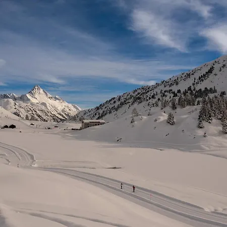 Haus Wallis By Stayfritz - Ski-in Ski-out 'garni' Am Arlberg Bed & Breakfast Warth (Vorarlberg)