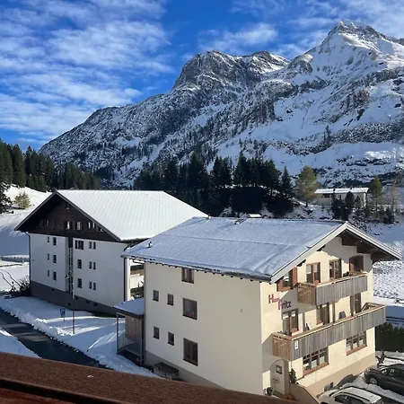 Bed & Breakfast Haus Wallis By Stayfritz - Ski-in Ski-out 'garni' Am Arlberg