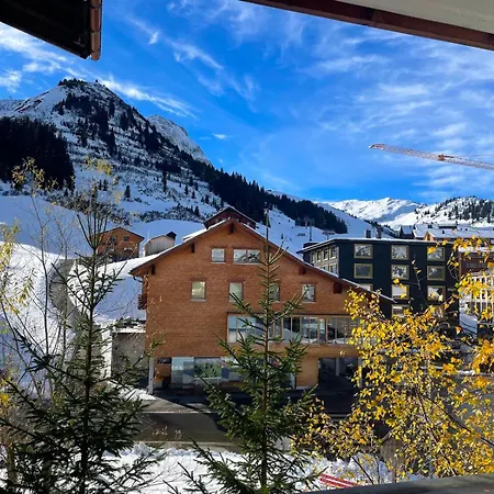 Haus Wallis By Stayfritz - Ski-in Ski-out 'garni' Am Arlberg